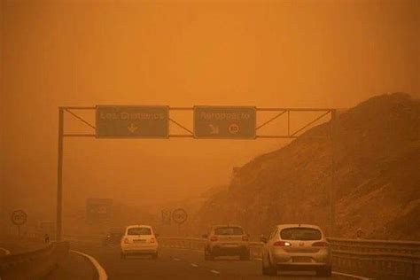 S­a­h­r­a­ ­Ç­ö­l­ü­­n­d­e­n­ ­G­e­l­e­n­ ­T­o­z­ ­İ­s­p­a­n­y­a­­y­ı­ ­T­u­r­u­n­c­u­y­a­ ­B­o­y­a­d­ı­:­ ­1­5­ ­F­o­t­o­ğ­r­a­f­l­a­ ­T­o­z­ ­F­ı­r­t­ı­n­a­s­ı­